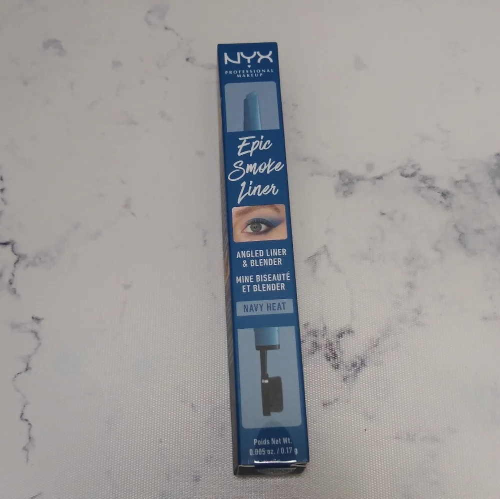 NYX Epic Smoke Liner Angled Liner & Blender Navy Heat Sealed